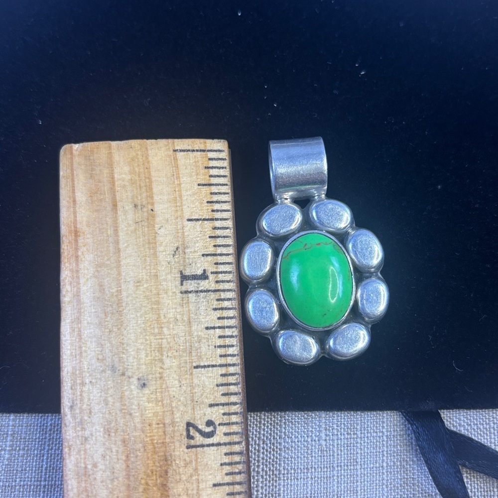 Taxco Green Stone Pendant - Picture 4 of 4